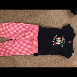 Carter’s short sleeve outfit set